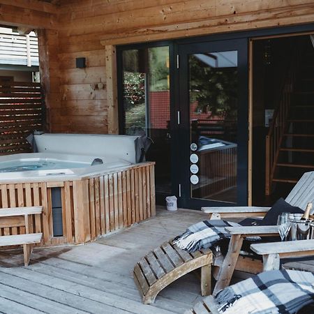 Lieblingsort - Schwarzwald Chalet Lodges Neuenweg ภายนอก รูปภาพ