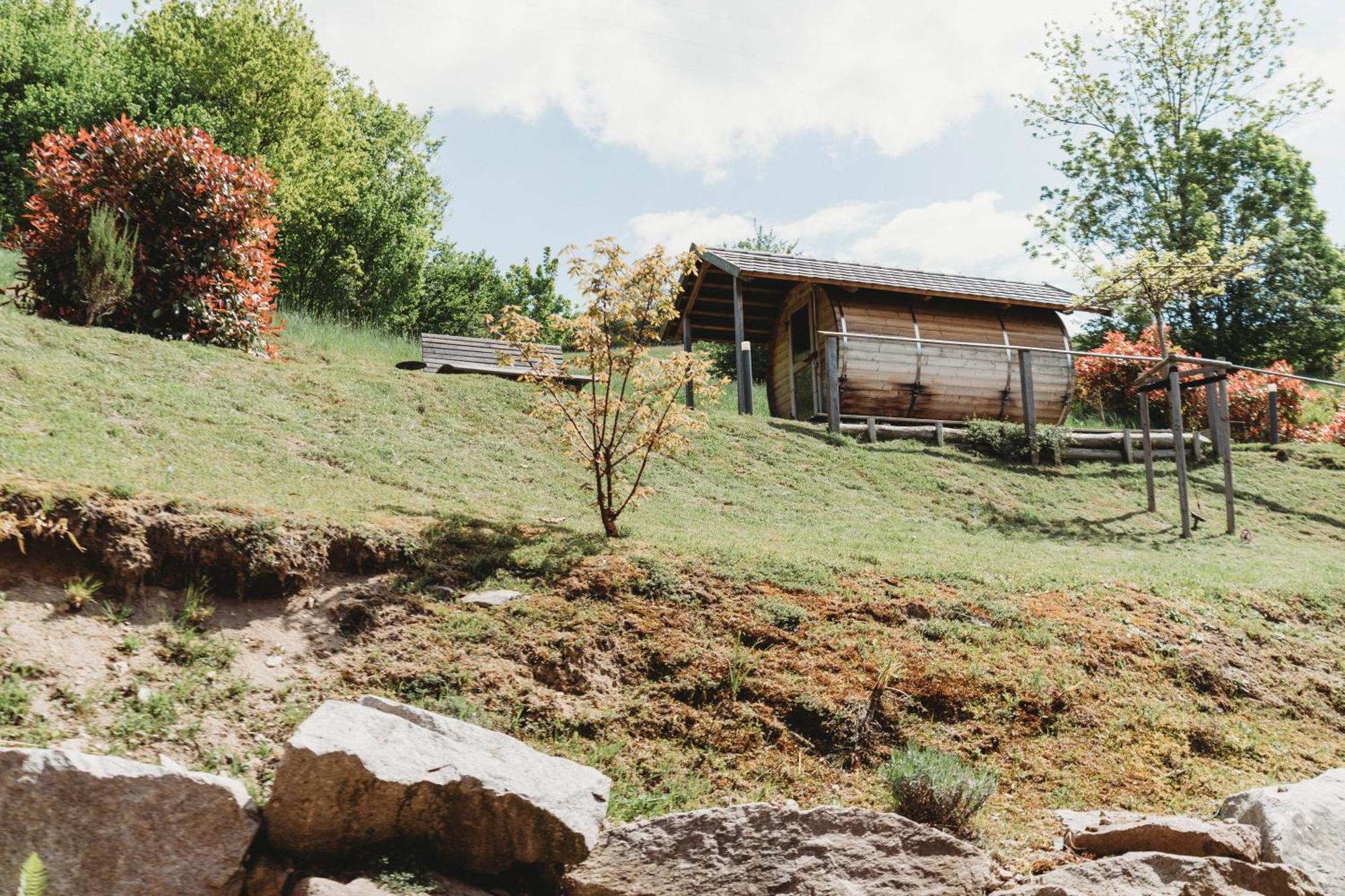 Lieblingsort - Schwarzwald Chalet Lodges Neuenweg ภายนอก รูปภาพ