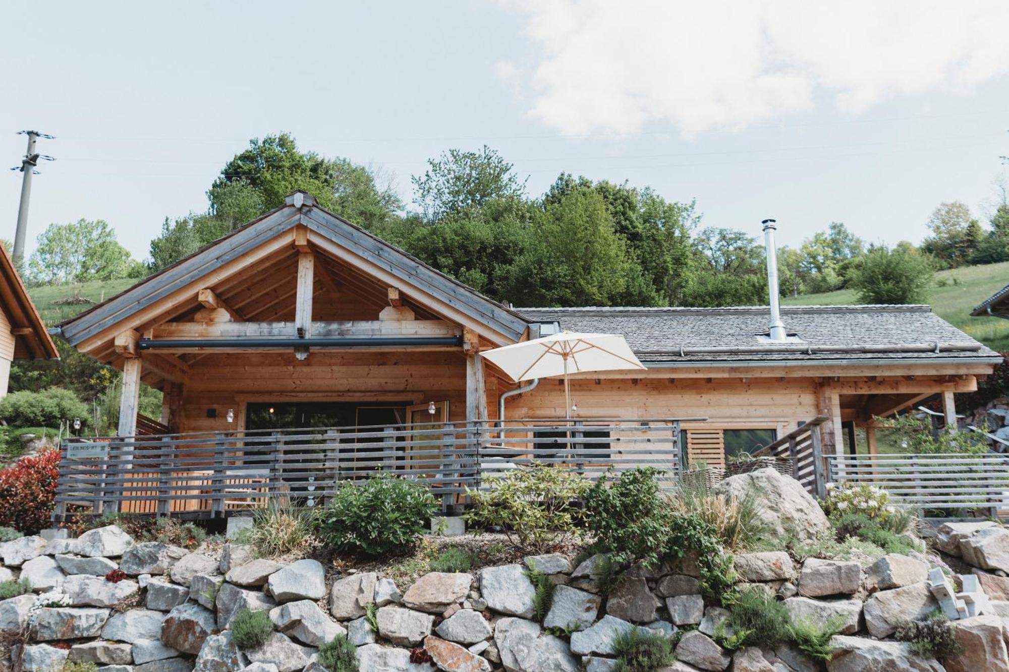 Lieblingsort - Schwarzwald Chalet Lodges Neuenweg ภายนอก รูปภาพ