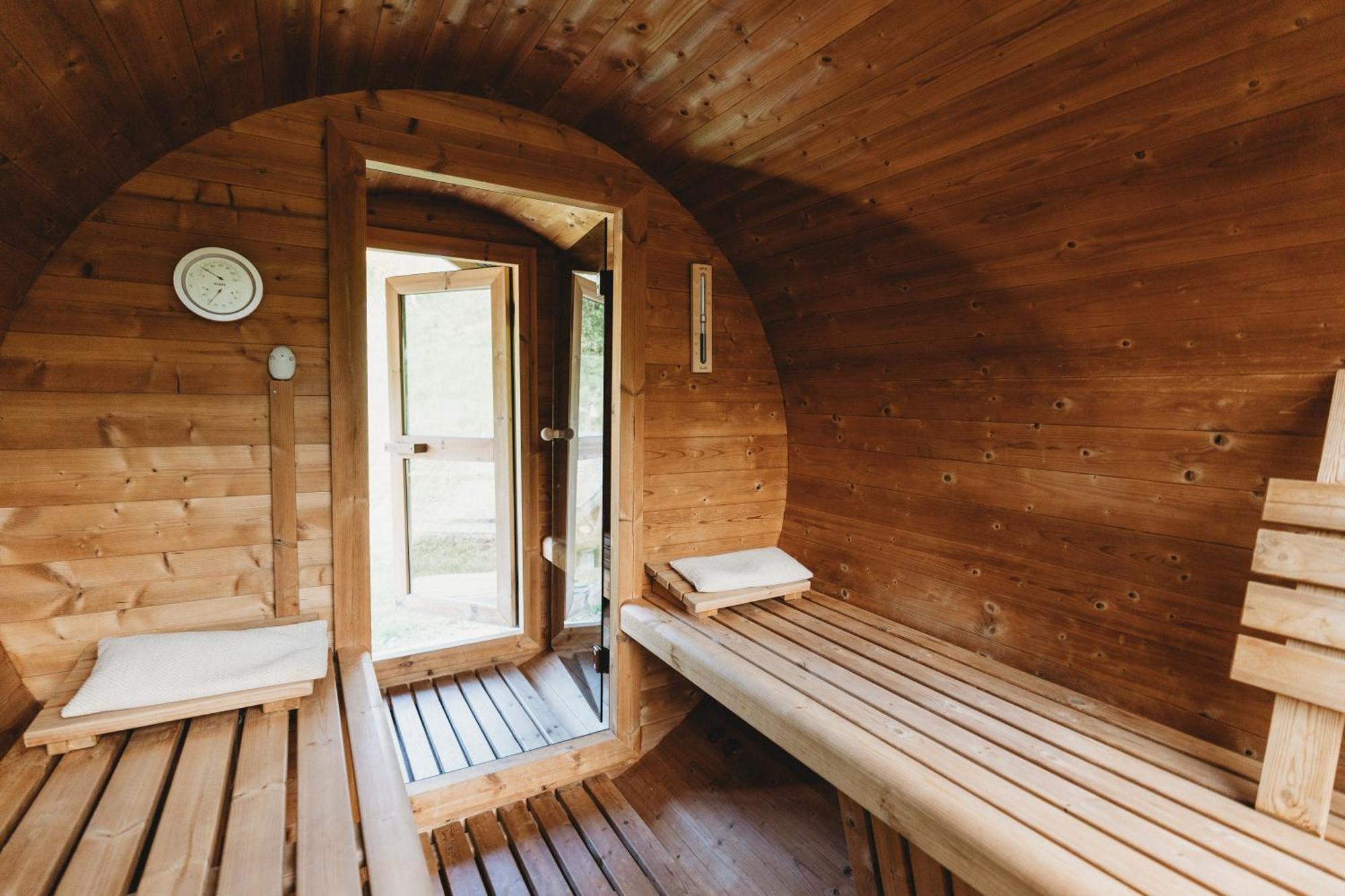 Lieblingsort - Schwarzwald Chalet Lodges Neuenweg ภายนอก รูปภาพ