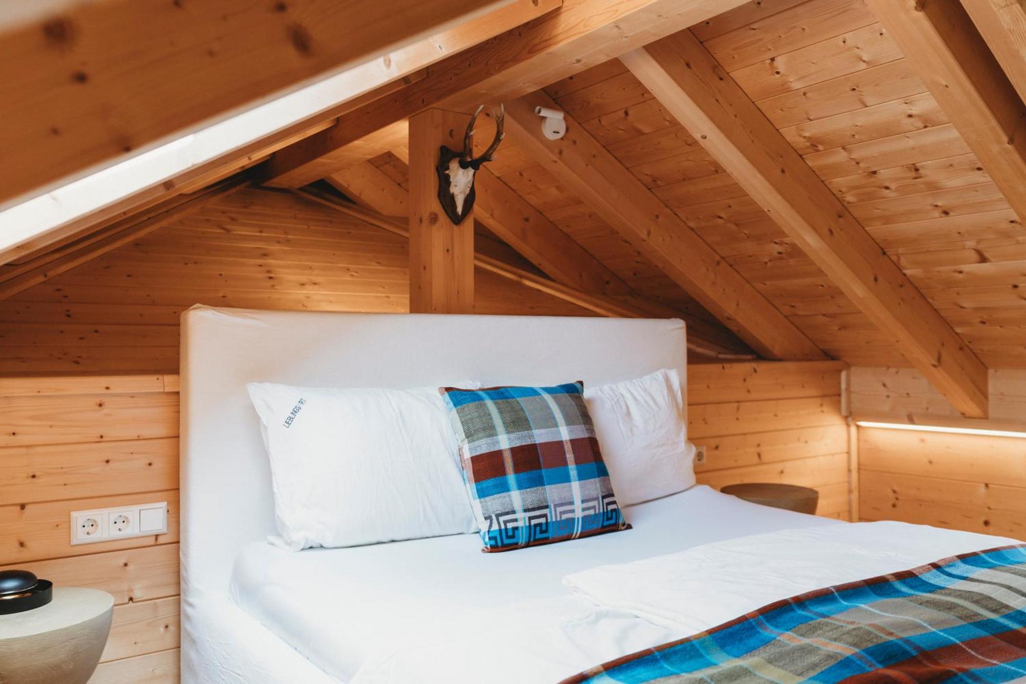 Lieblingsort - Schwarzwald Chalet Lodges Neuenweg ภายนอก รูปภาพ