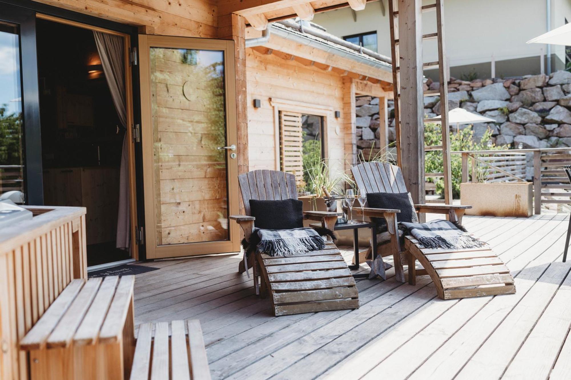 Lieblingsort - Schwarzwald Chalet Lodges Neuenweg ภายนอก รูปภาพ